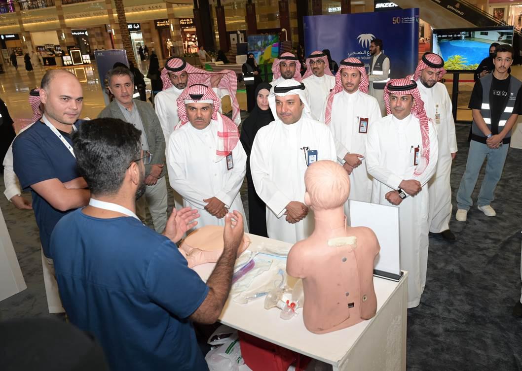 حملة توعوية لرفع مستوى الوعي باشتراطات السلامة البحرية لمرتادي الشواطئ بالجبيل الصناعية