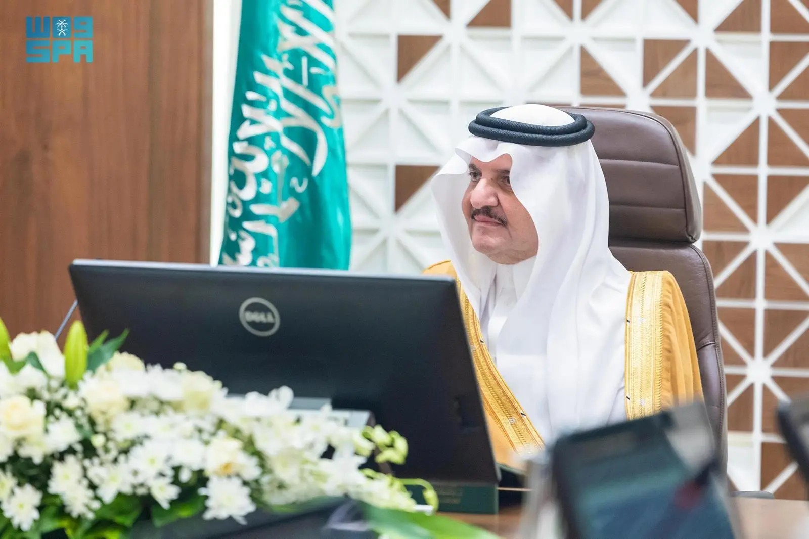 أمير الشرقية يرأس اجتماعًا لتنمية السياحة في المنطقة