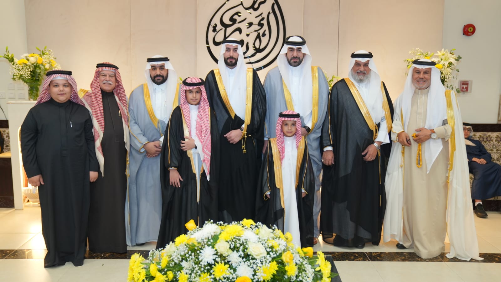 الانصاري يحتفي  بزواج نجله عزام 