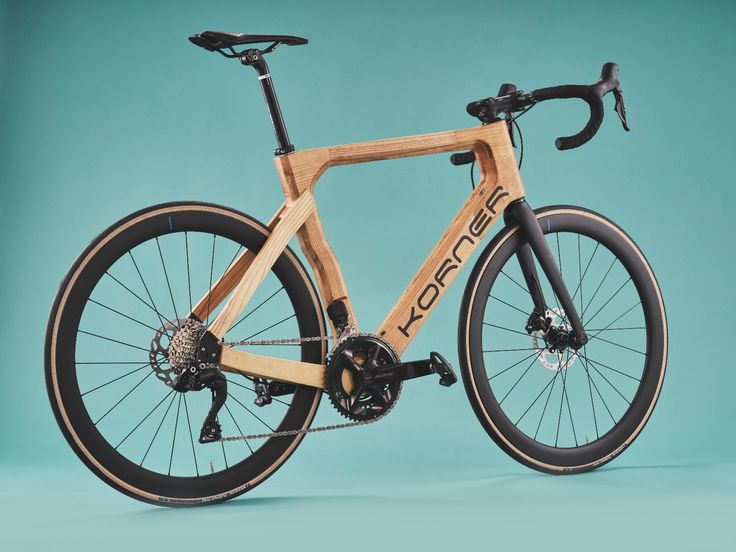 Esel تطرح دراجتها الكهربائية eUrban بهيكل خشبي